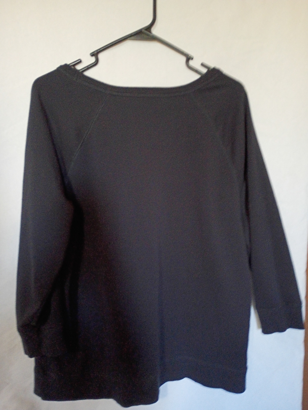 Chaus Sport Women's Black Sequin Sweatshirt Size L - Picture 4 of 5